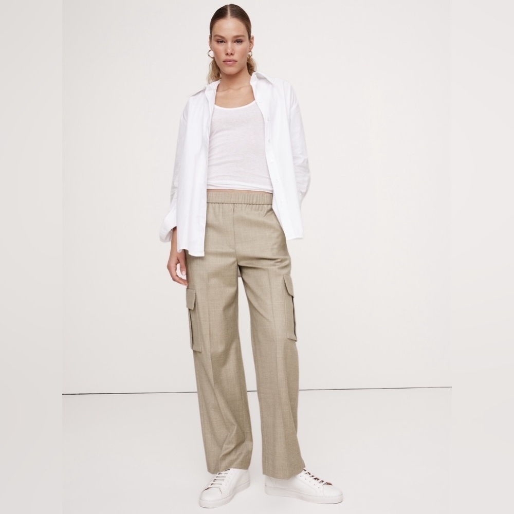 NEW! Banana Republic Beige Pull-On Wool Flannel Cargo Pant - Size Large Tall📷2️⃣